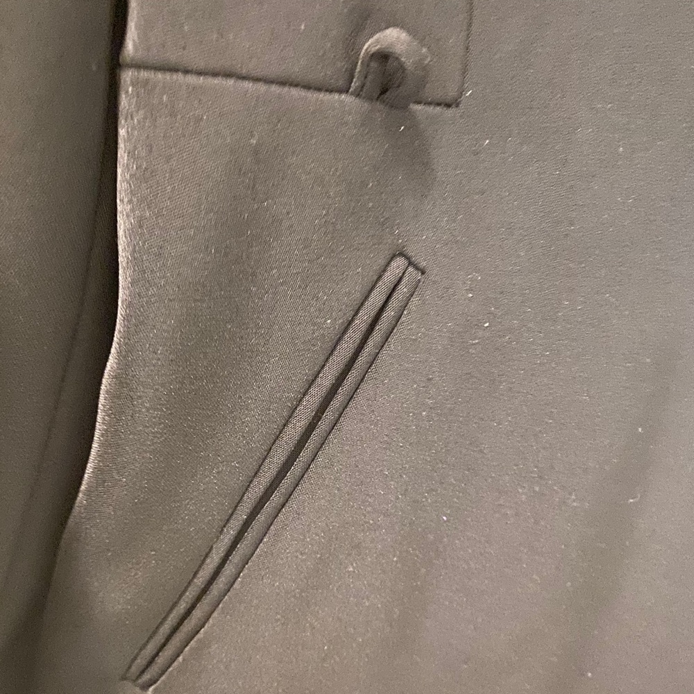 Beautiful blazer - Picture 3 of 5